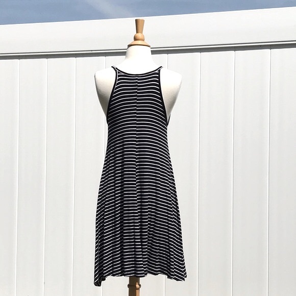 NWOT Old Navy Halter Slub Knit Swing Black and White Striped Dress Size Small - Picture 8 of 14